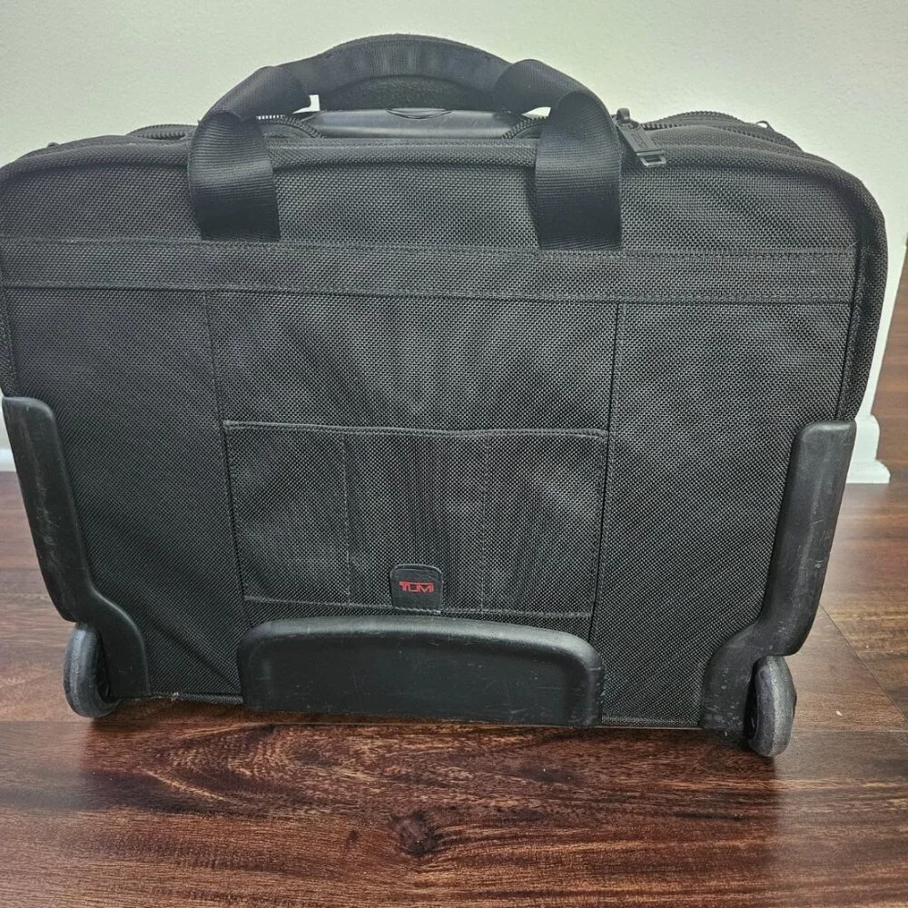 TUMI 26103DH Alpha Rolling Laptop Bag under seat carry-on luggage topper - Picture 2 of 11